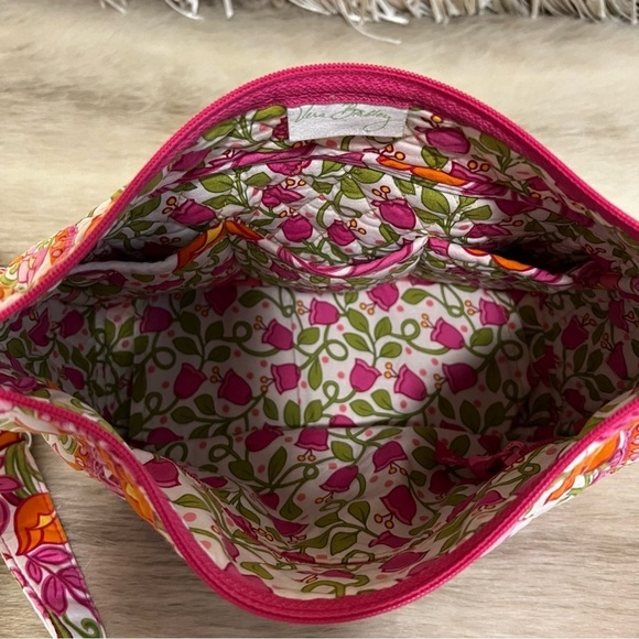 VERA BRADLEY Lilli Bell On The Go Crossbody Pink Green White Tulip Floral 2013 - Picture 14 of 16